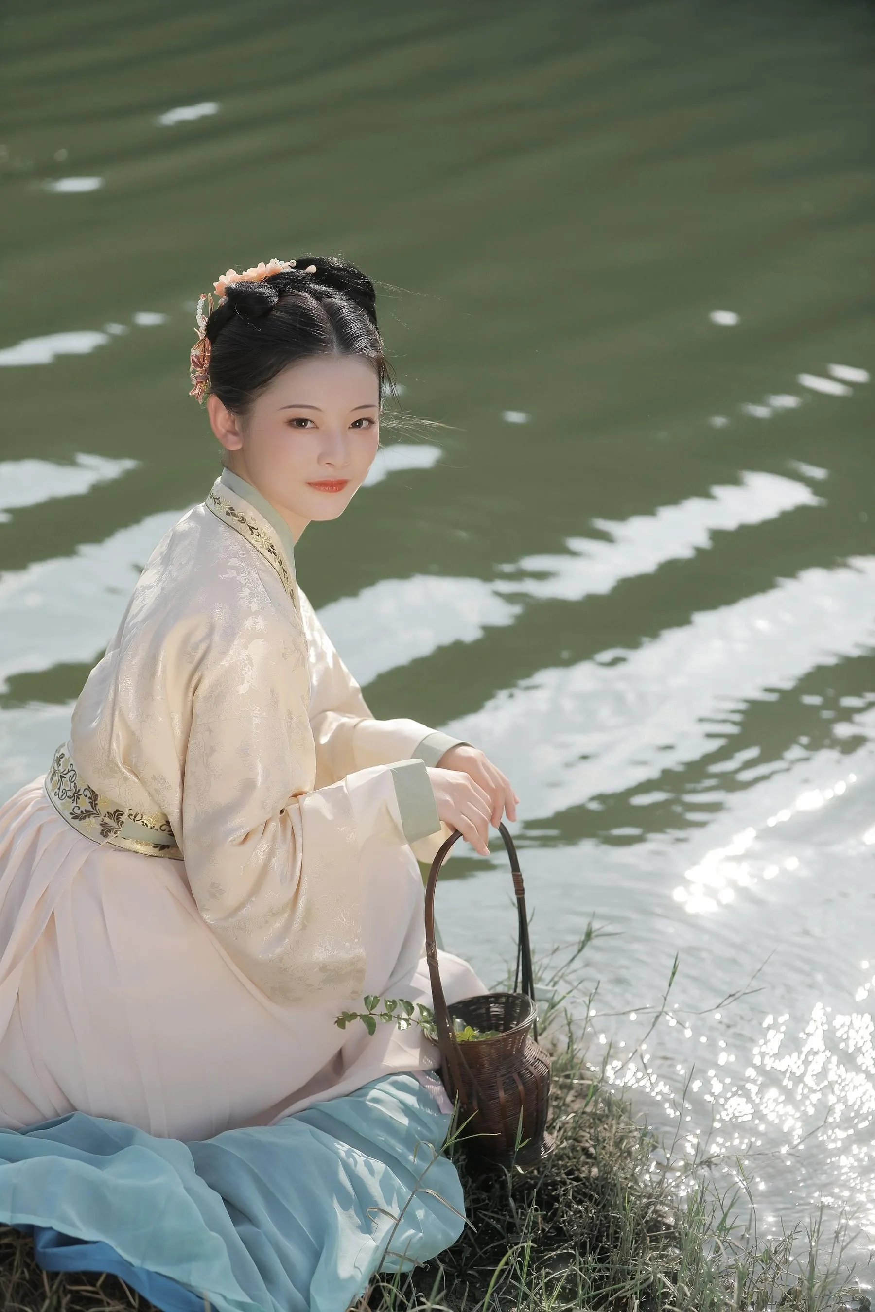 [YITUYU艺图语]2022.07.11 山水之间  岳红橙黄绿蓝靛紫铮 [22P]插图5